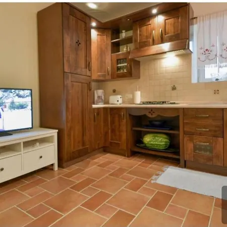 Holiday home Mali Dvori Diklo *