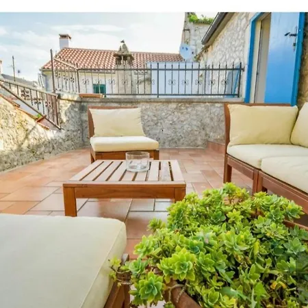 Holiday home Mali Dvori Diklo *