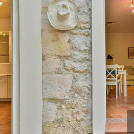 Holiday home Mali Dvori Diklo Zadar